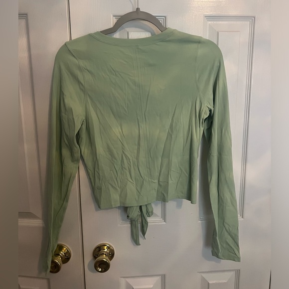 Green Long Sleeve Women's Top - Picture 3 of 3